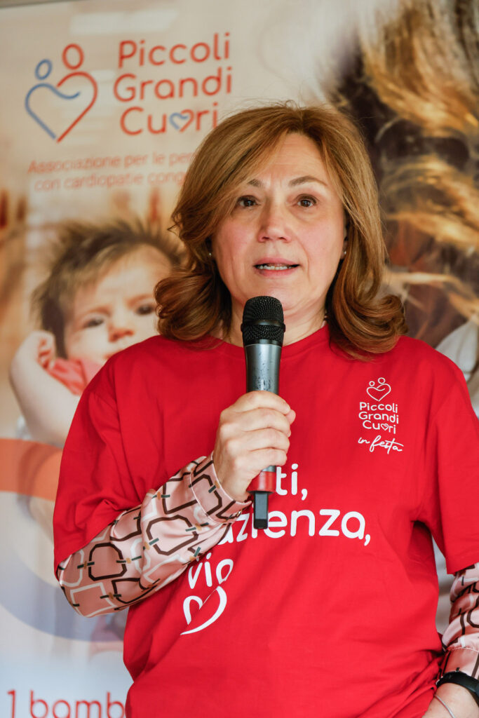 Paola Montanari, presidente di Piccoli Grandi Cuori, al convegno sui 40 anni di cardiologia e cardiochirurgia a Bologna